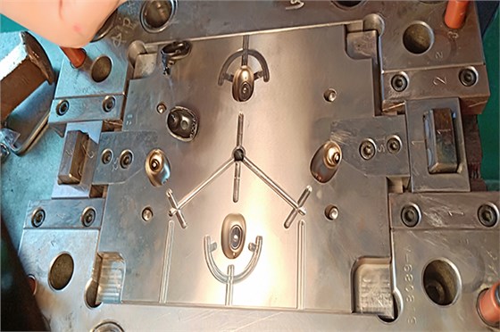 塑胶火博（中国）制造厂——博腾纳给您高品质火博（中国）