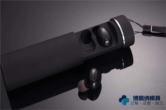 博腾纳耳机塑胶火博(中国)厂:13年专注为客户打造精品耳机外壳 博腾纳耳机塑胶火博(中国)厂:13年专注为客户打造精品耳机外壳