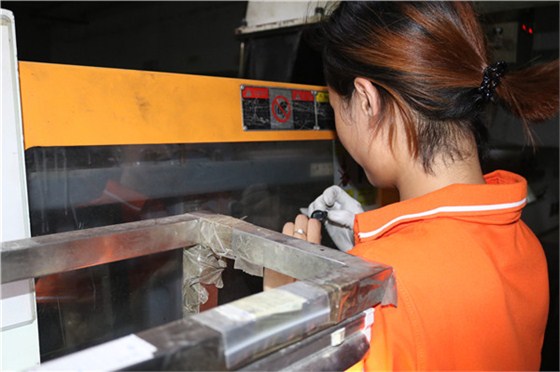 深圳塑胶火博(中国)制造厂——博腾纳精工细作只为客户满意 深圳塑胶火博(中国)制造厂——博腾纳精工细作只为客户满意