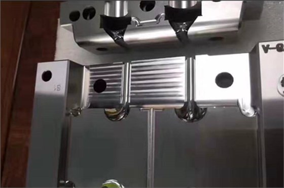 深圳塑胶火博（中国）加工厂：博腾纳更愿倾心为您服务