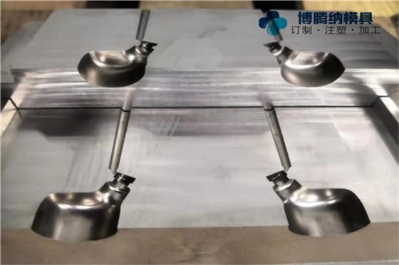 深圳蓝牙耳机火博(中国)厂:博腾纳13年秉承匠心打造精品耳机外壳 深圳蓝牙耳机火博(中国)厂:博腾纳13年秉承匠心打造精品耳机外壳