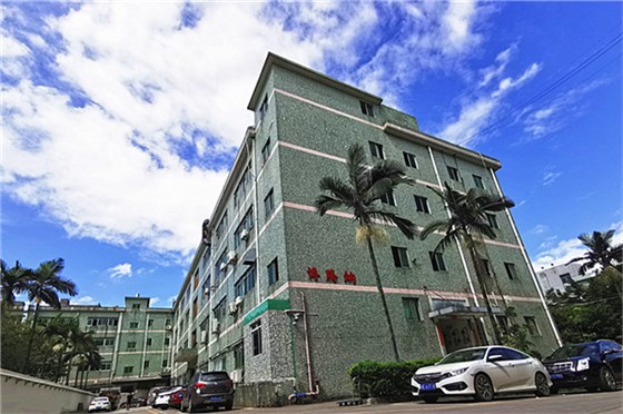 博腾纳塑胶火博（中国）厂：13年耳机定制经验更对味您的高端需求