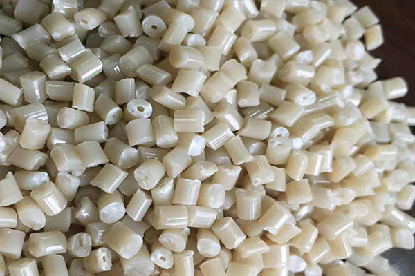 博腾纳塑胶火博（中国）厂——告诉你关于塑胶颜色引起报价“误区”！