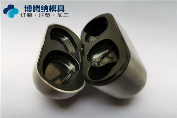 保护版权想私模定制？赶紧找博腾纳蓝牙耳机火博（中国）厂