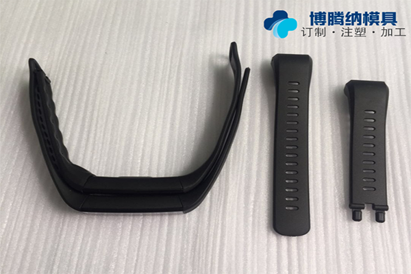 深圳智能手环火博（中国）厂——博腾纳更愿为您倾心服务