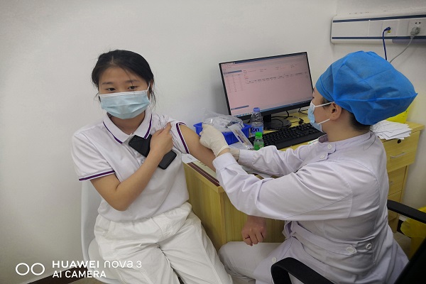 塑胶火博（中国）厂——博腾纳12年耳机火博（中国）经验为您定制好每一套火博（中国）